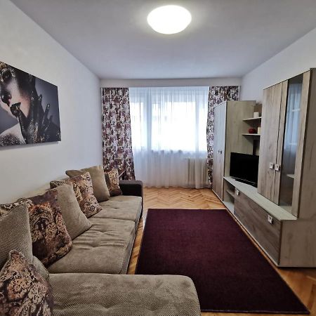 Apartament Carla-Maria Deva Eksteriør bilde