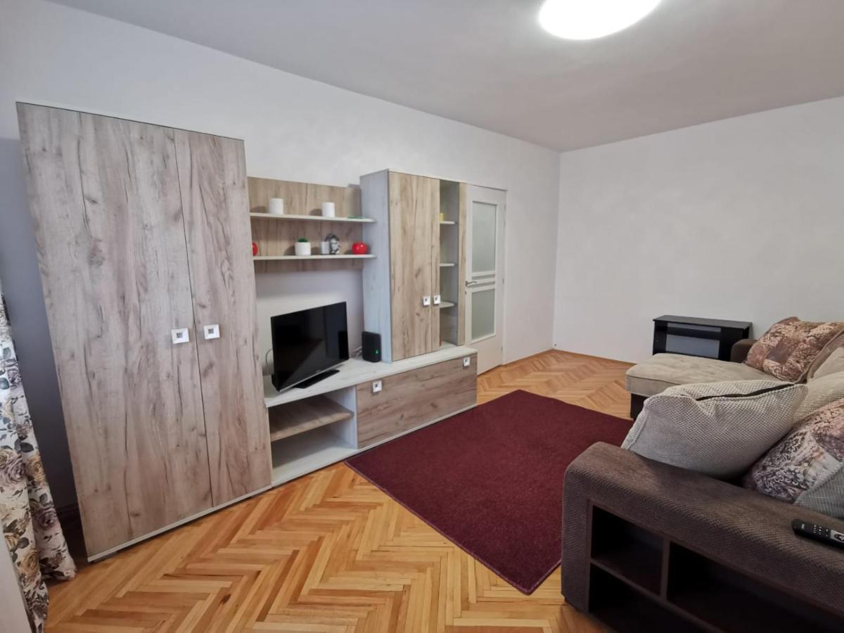 Apartament Carla-Maria Deva Eksteriør bilde