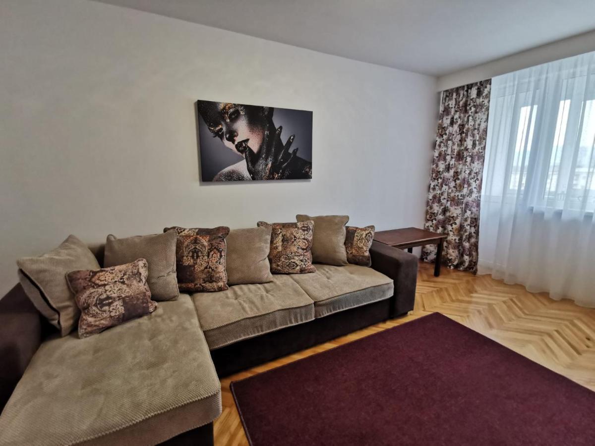 Apartament Carla-Maria Deva Eksteriør bilde