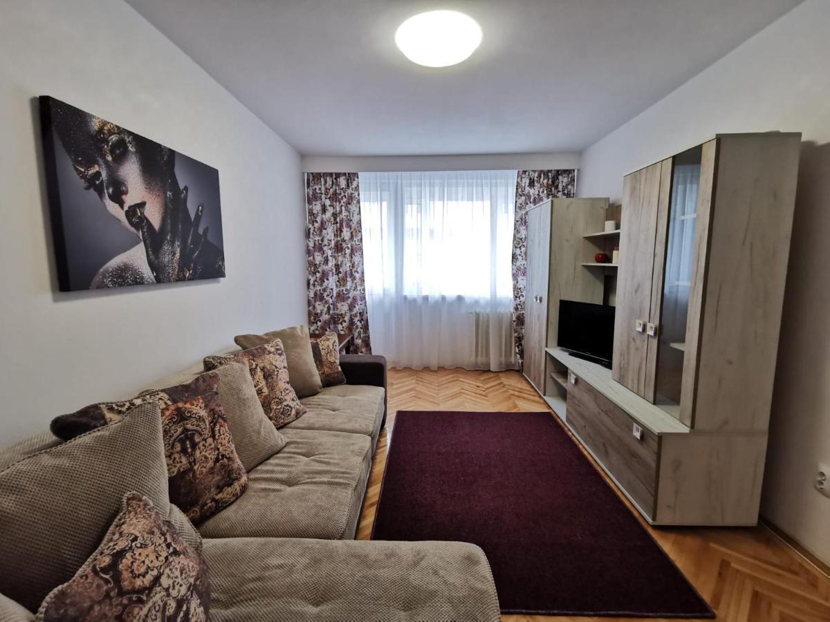 Apartament Carla-Maria Deva Eksteriør bilde